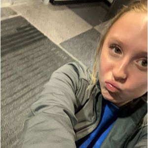 Meet your Posher, Cora